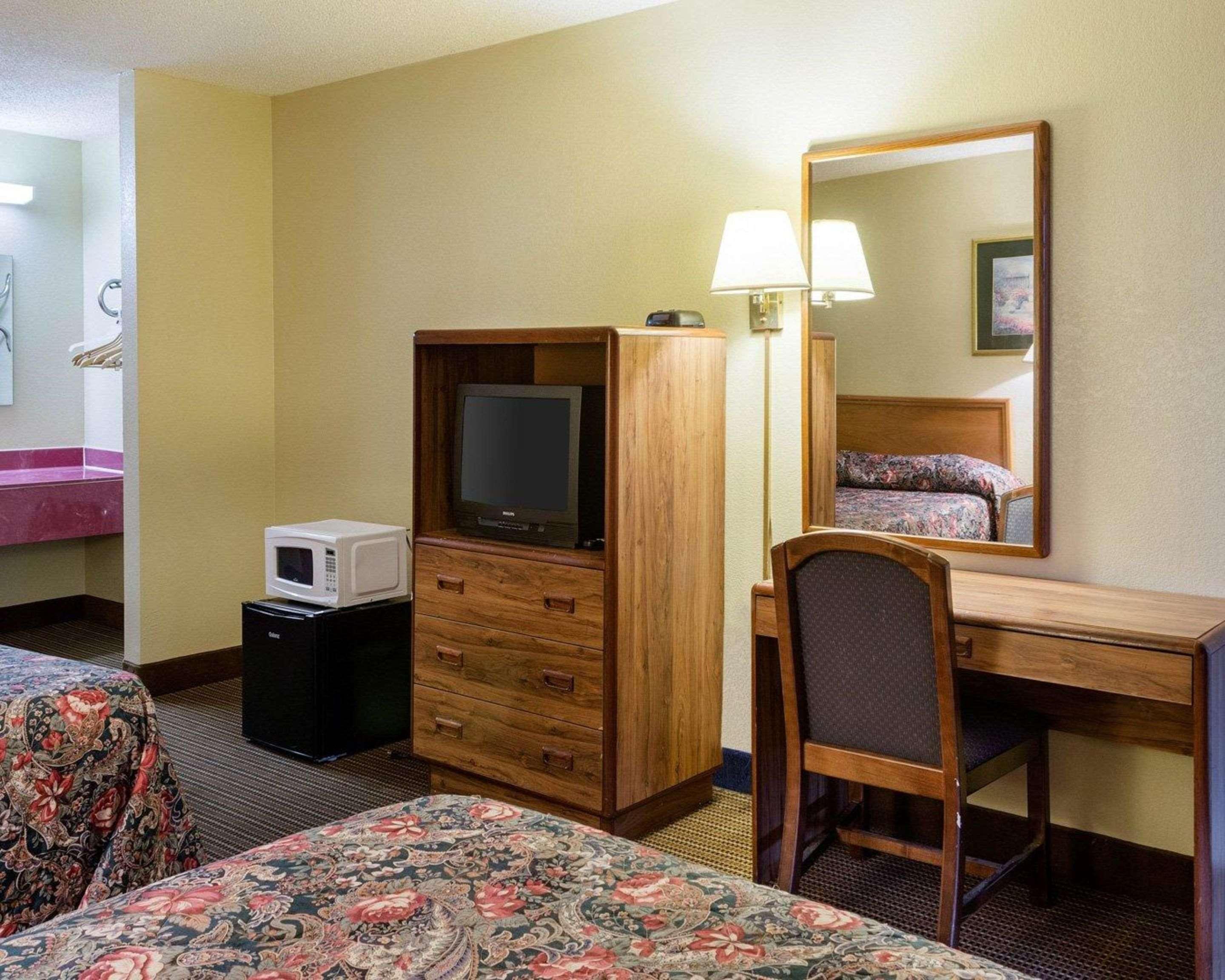Rodeway Inn Greenwood Eksteriør bilde